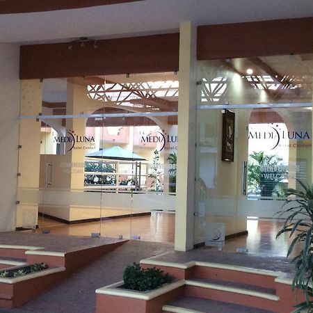 Hotel La Media Luna Inn Huejutla de Reyes Екстериор снимка