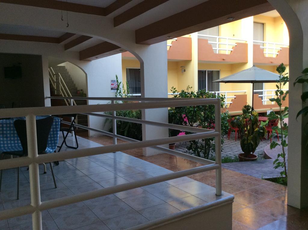 Hotel La Media Luna Inn Huejutla de Reyes Екстериор снимка